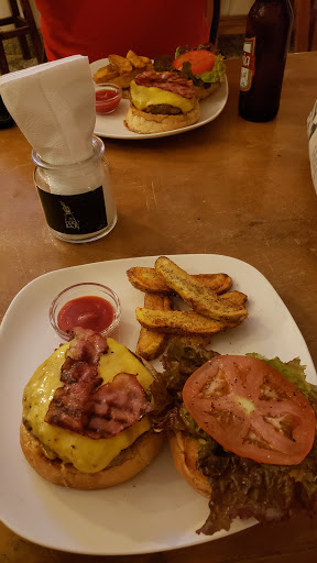 Salsa bars in Managua