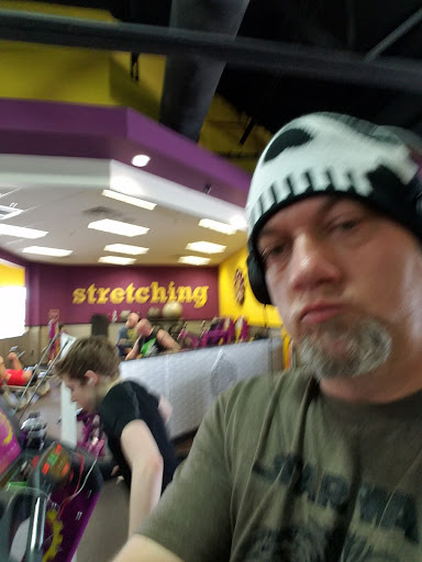 Gym «Planet Fitness», reviews and photos, 516 E Lewis and Clark Pkwy, Clarksville, IN 47129, USA