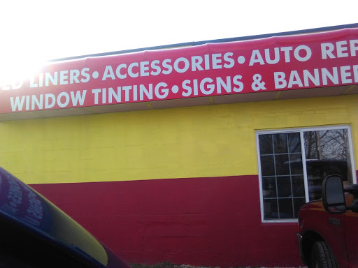 Window Tinting Service «eXtreme Auto Sales Complete Service & Tinting», reviews and photos, 2907 E Main St, Plainfield, IN 46168, USA