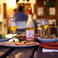 Plats et boissons du Restaurant Camping du Domaine d'Anglas à Brissac - n°12