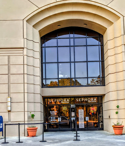 SEPHORA inside JCPenney, 2150 Northwoods Blvd e100, North Charleston, SC 29406, USA, 