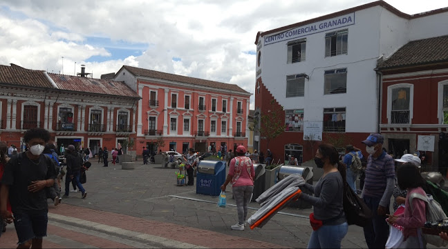 Opiniones de Centro Comercial Granada en Quito - Centro comercial
