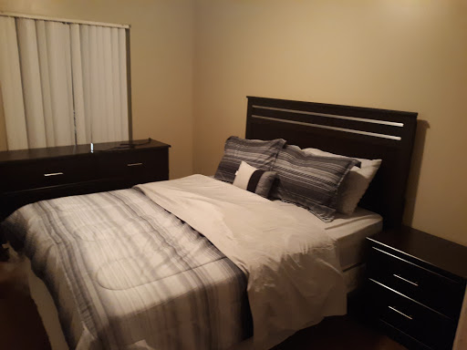 Furniture Rental Service «CORT Furniture Rental & Clearance Center», reviews and photos, 1920 FL-436, Winter Park, FL 32792, USA