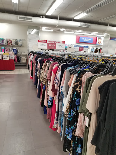 Clothing Store «Burlington Coat Factory», reviews and photos, 2543 Webster Ave, Bronx, NY 10458, USA