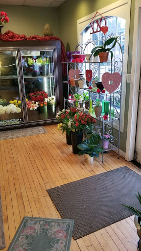 Florist «Agnew Florist-Watertown», reviews and photos, 587 Main St, Watertown, CT 06795, USA