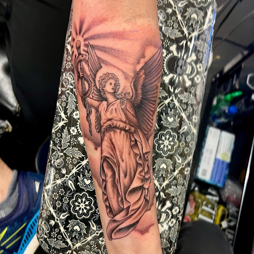 Explore middle neck tattoo ideas, creative tattoo ideas in Vancouver, available at New Ink Tattoo