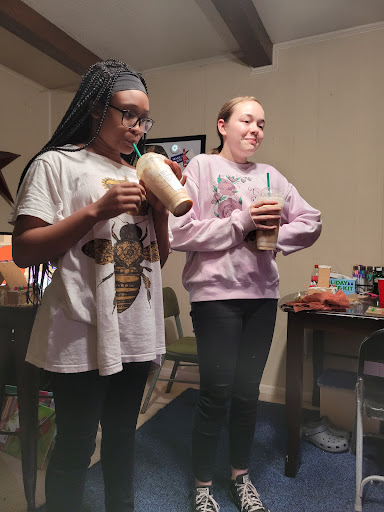 Coffee Shop «Starbucks», reviews and photos, 2034 N Highland Ave, Jackson, TN 38305, USA