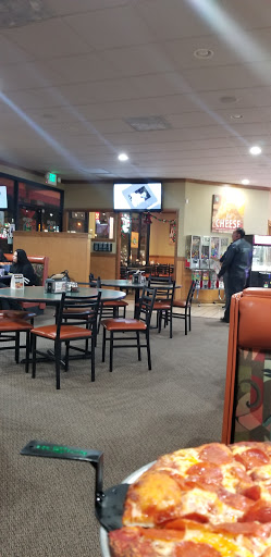 Pizza Restaurant «Round Table Pizza», reviews and photos, 7732 Limonite Ave, Riverside, CA 92509, USA