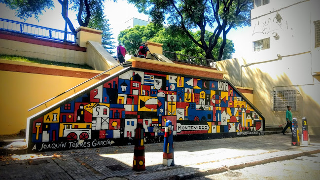 Mural homenaje a Torres García - Ciudad de la Costa