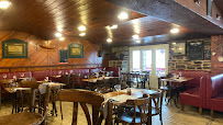 Atmosphère du Bar Restaurant La Cale Marine à Barneville-Carteret - n°3
