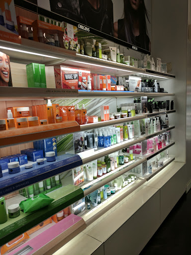 Cosmetics Store «SEPHORA», reviews and photos, 3200 N Sepulveda Blvd, Manhattan Beach, CA 90266, USA