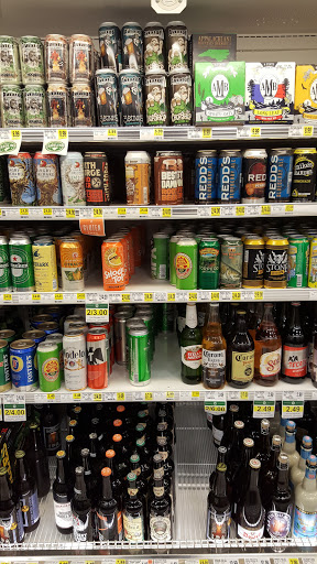 Grocery Store «Lowes Foods of Southport», reviews and photos, 4961 Old Long Beach Rd SE #2, Southport, NC 28461, USA