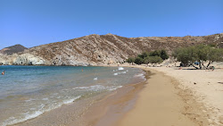 Foto di Psili Amos Beach con molto pulita livello di pulizia