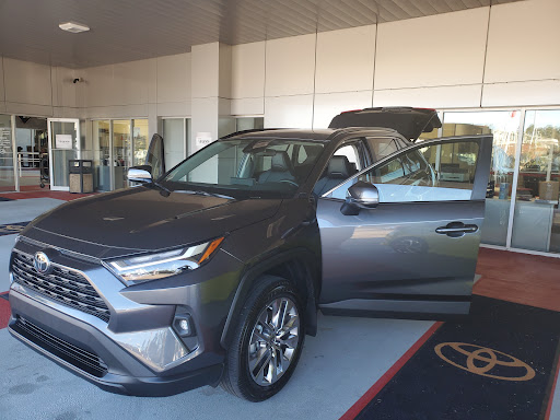 Toyota Dealer «Toyota of Slidell», reviews and photos, 300 E Howze Beach Rd, Slidell, LA 70461, USA