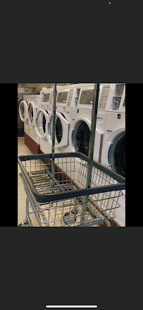 Suds Laundromat