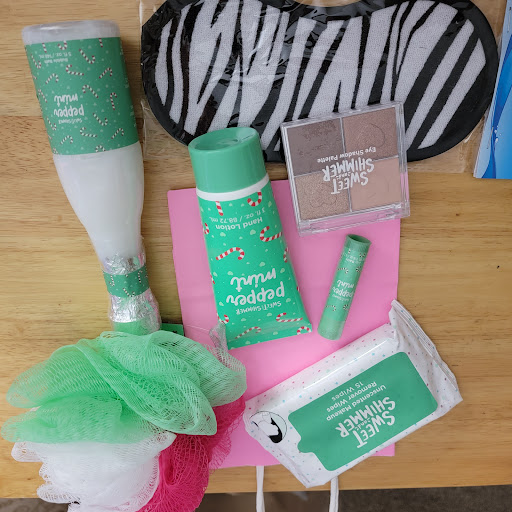 Hair Salon «Ulta Beauty», reviews and photos, 15555 E 14th St, San Leandro, CA 94578, USA