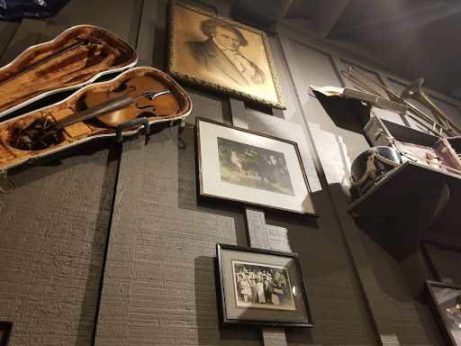 American Restaurant «Cracker Barrel Old Country Store», reviews and photos, 1303 Tadlock Dr, Murrells Inlet, SC 29576, USA