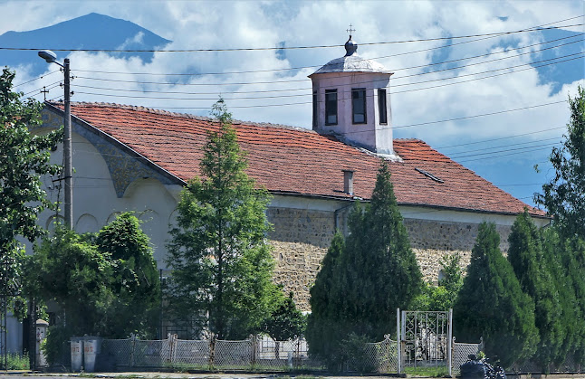 Храм "Св.Богородица" - църква