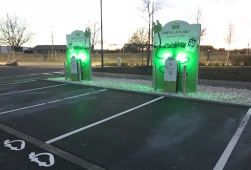 Borne de recharge de véhicules électriques Lidl Station de recharge Marckolsheim