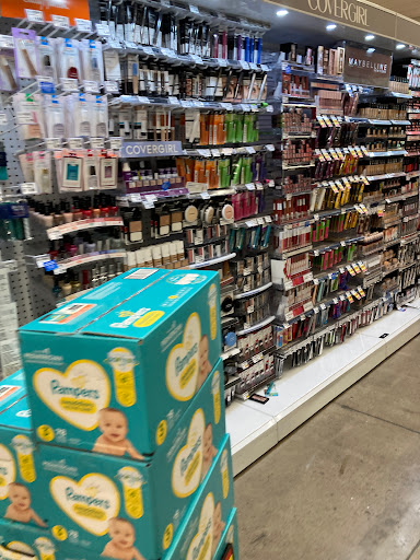 Grocery Store «Kroger», reviews and photos, 5161 Hampsted Village Center Way, New Albany, OH 43054, USA