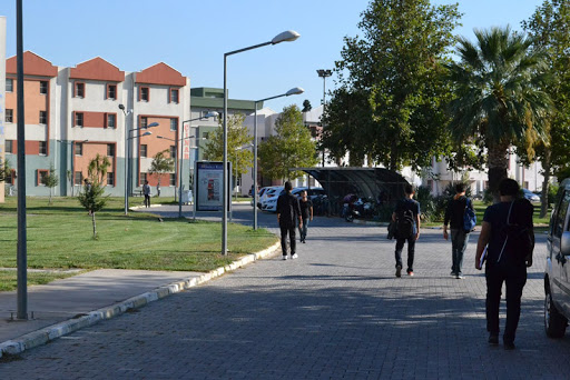 ege universitesi ogrenci koyu bornova izmir