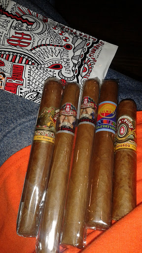 Tobacco Shop «D&b Cigar Corner», reviews and photos, 1925 Towne Centre Dr #102, Mesquite, TX 75150, USA