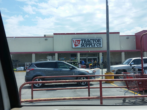 Home Improvement Store «Tractor Supply Co.», reviews and photos, 356 Frey St, Ashland City, TN 37015, USA