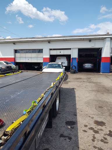 Auto Repair Shop «Performance Auto & Truck Service Inc.», reviews and photos, 8300 S Roberts Rd, Justice, IL 60458, USA