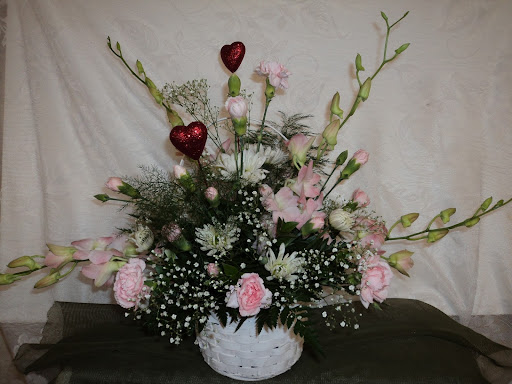 Florist «Davis Florist», reviews and photos, 4201 Locust Ln, Harrisburg, PA 17109, USA