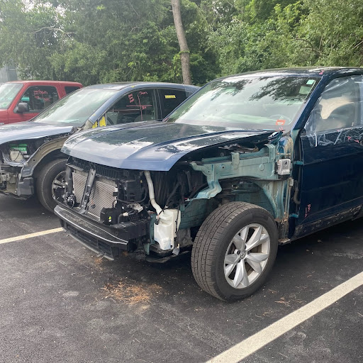 Auto Body Shop «Authentic Auto Body & Collision», reviews and photos, 229 Lowland St, Holliston, MA 01746, USA