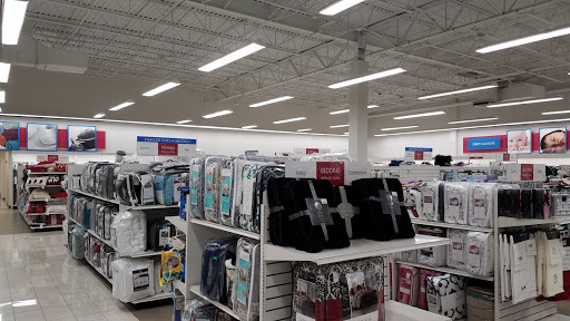 Clothing Store «Burlington Coat Factory», reviews and photos, 16590 N Fwy Service Rd, Conroe, TX 77384, USA