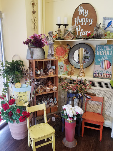 Pharmacy «Big Four Drug Store Inc», reviews and photos, 300 Temple St, Hinton, WV 25951, USA