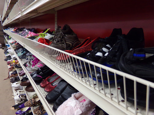 Thrift Store «The Salvation Army Family Store & Donation Center», reviews and photos