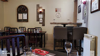 Atmosphère du Restaurant français Chez Camille L'oféria à Quimper - n°4