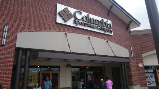 Clothing Store «Columbia Sportswear Outlet Store at Allen Premium Outlets», reviews and photos, 820 Stacy Rd #470, Allen, TX 75013, USA