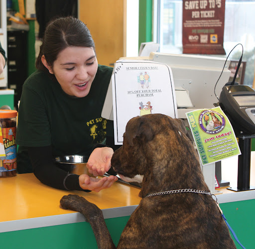 Pet Supply Store «Pet Supplies Plus», reviews and photos, 270 N Bolingbrook Dr, Bolingbrook, IL 60440, USA