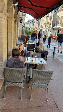 Atmosphère du Restaurant La Normande à Bayeux - n°4