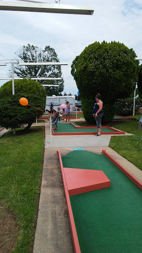 Miniature Golf Course «Putt Putt Fun Center», reviews and photos, 1515 Putt Putt Pl, Charlottesville, VA 22901, USA