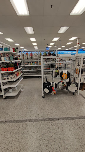 Clothing Store «Ross Dress for Less», reviews and photos, 330 N Hwy 67, Cedar Hill, TX 75104, USA