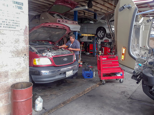 Mechanic «L&T Complete Auto Repair», reviews and photos, 2692 Main St, Riverside, CA 92501, USA