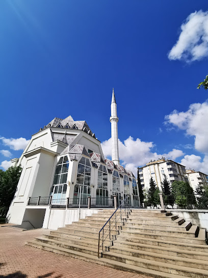 Hacı İbrahim Akınal Cami