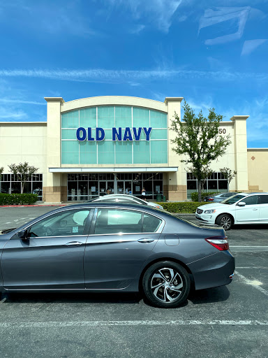 Clothing Store «Old Navy», reviews and photos, 25650 The Old Rd, Valencia, CA 91381, USA