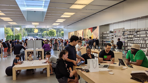 Computer Store «Apple Manhasset», reviews and photos, 1900 Northern Blvd, Manhasset, NY 11030, USA
