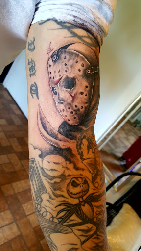 Tattoo Shop «Konvikted Ink», reviews and photos, 14096 Lakeshore Dr a, Clearlake, CA 95422, USA