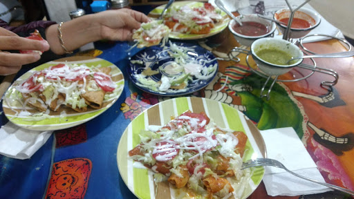 La Lunita Comida Mexicana