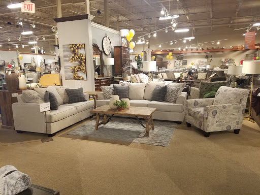 Furniture Store «Ashley HomeStore», reviews and photos, 905 Loucks Rd, York, PA 17404, USA