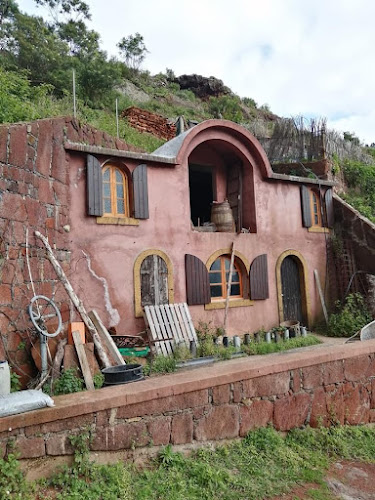 Edifício Sol da Ajuda, R. da Casa Branca 33 loja r, 9000-113 Funchal, Portugal