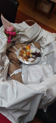 Fine Dining Restaurant «Sonoma Wine Shop / La Bodega Kitchen», reviews and photos, 2295 Gravenstein Hwy S, Sebastopol, CA 95472, USA