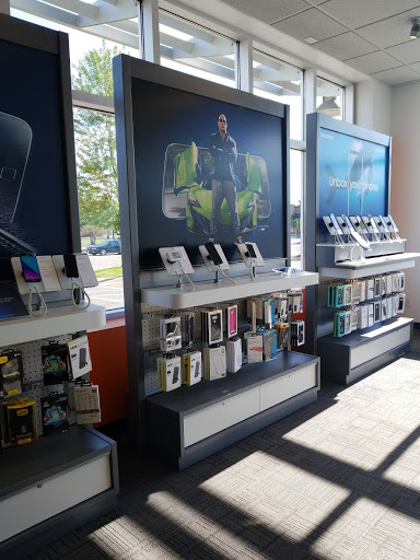 Cell Phone Store «AT&T Authorized Retailer», reviews and photos, 709 Apollo Dr, Lino Lakes, MN 55014, USA