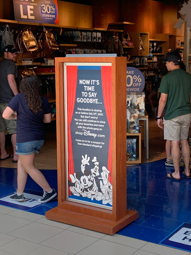 Toy Store «Disney Store», reviews and photos, 7875 Montgomery Rd, Cincinnati, OH 45236, USA